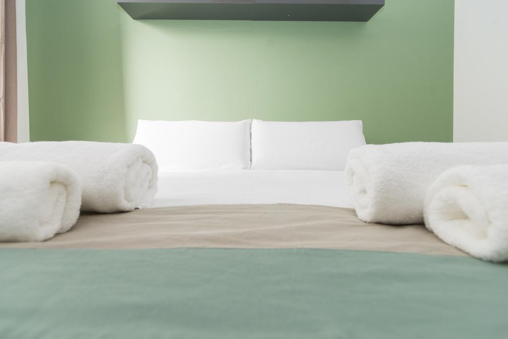 Apartments Barcelona Sagrada Pokój zdjęcie