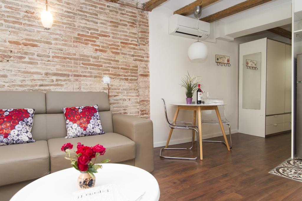 Apartments Barcelona Sagrada Pokój zdjęcie