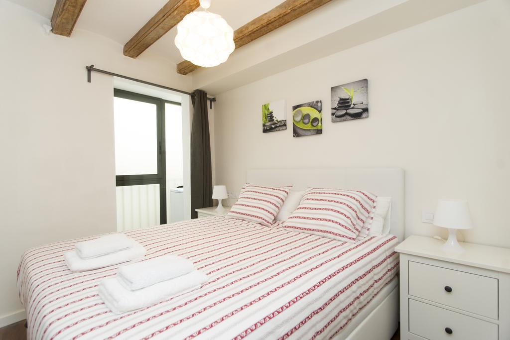 Apartments Barcelona Sagrada Pokój zdjęcie